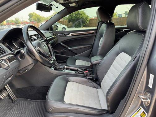 2018 Volkswagen Passat 3.6L V6 GT