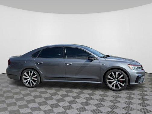 2018 Volkswagen Passat 3.6L V6 GT