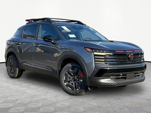 Gun Metallic 2027 Nissan Kicks SV