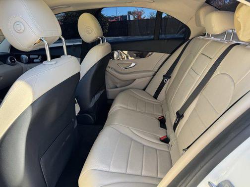 2017 Mercedes-Benz C-Class C 300 4MATIC Luxury