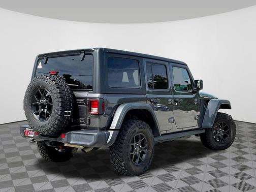 Granite Crystal Metallic Clearcoat 2025 Jeep Wrangler Willys