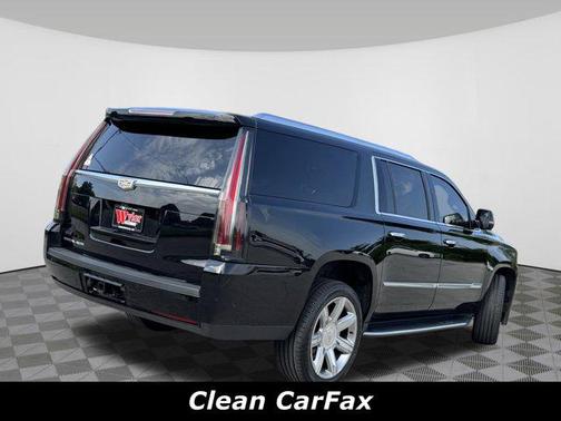 2020 Cadillac Escalade ESV Luxury