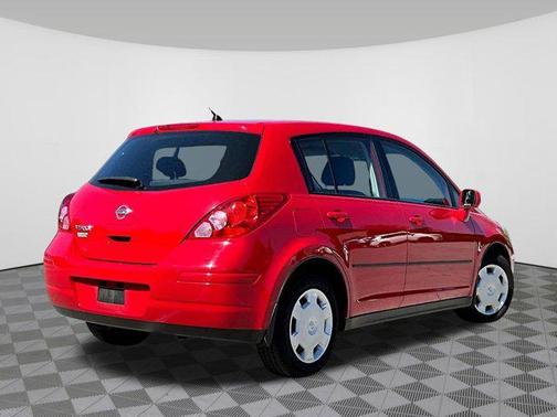 Red Alert Metallic 2009 Nissan Versa 1.8 S