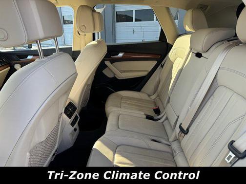 2021 Audi Q5 45 Premium