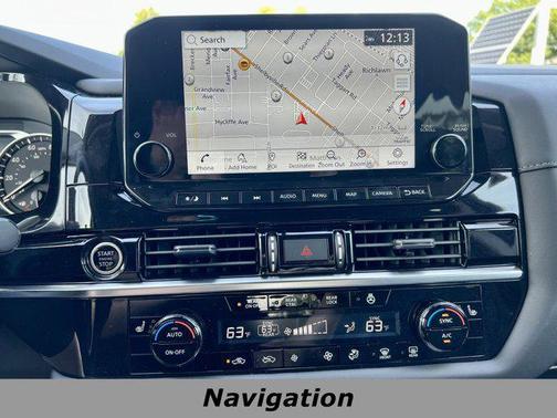 2025 Nissan Pathfinder SL 4WD
