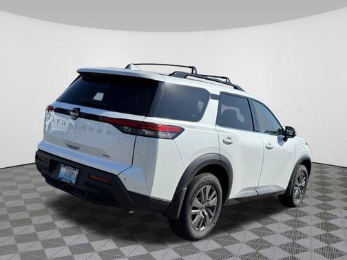 2025 Nissan Pathfinder SV 4WD