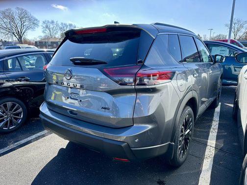 2026 Nissan Rogue Dark Armor