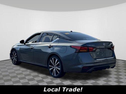 2020 Nissan Altima SR FWD
