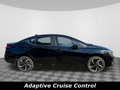 Super Black 2025 Nissan Versa 1.6 S