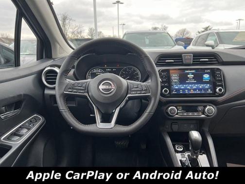 Super Black 2025 Nissan Versa 1.6 S