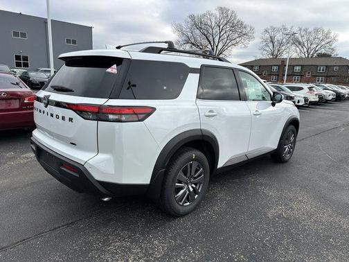 2025 Nissan Pathfinder SV 4WD