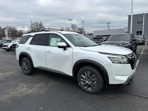 2025 Nissan Pathfinder SV 4WD