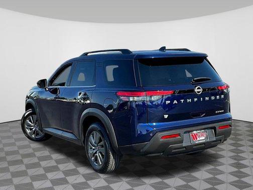 Deep Ocean Blue Pearl 2024 Nissan Pathfinder SV 4WD