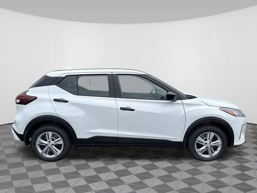 Fresh Powder 2025 Nissan Kicks S