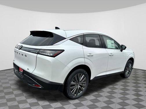 Everest White Pearl Tricoat 2026 Nissan Murano SL