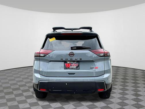 Boulder Gray Pearl 2025 Nissan Rogue Rock Creek