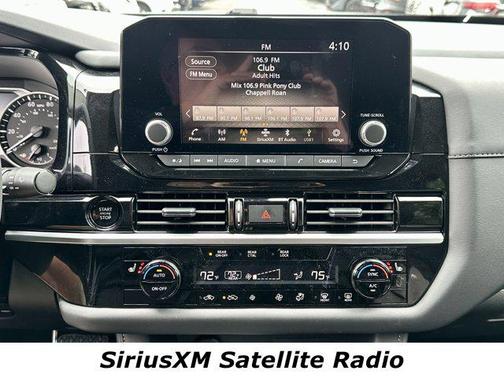 2025 Nissan Pathfinder SV 4WD