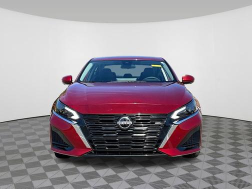 Scarlet Ember Tintcoat 2023 Nissan Altima 2.5 SL