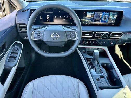 Aspen White Tricoat 2026 Nissan Sentra SL