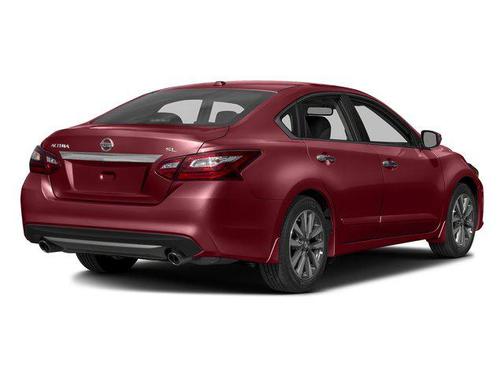 Cayenne Red 2016 Nissan Altima 2.5 SL