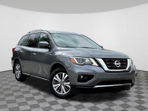 2019 Nissan Pathfinder SL