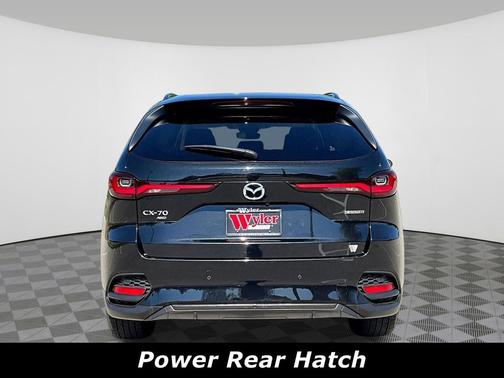 Jet Black Mica 2025 Mazda CX-70 3.3 Turbo Preferred Package