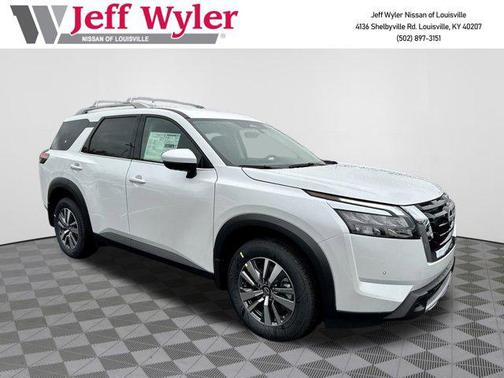 2025 Nissan Pathfinder SL 4WD