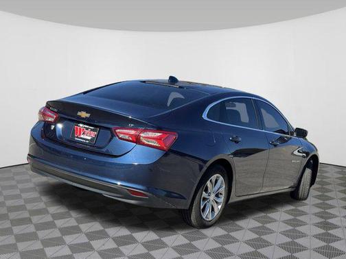 2022 Chevrolet Malibu FWD LT