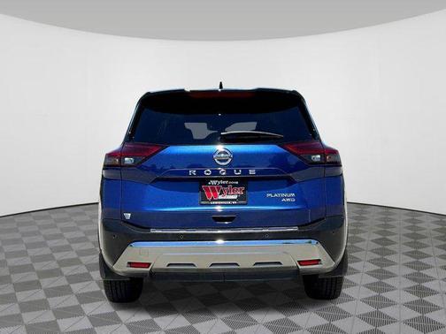 Caspian Blue Metallic/Super Black 2021 Nissan Rogue Platinum