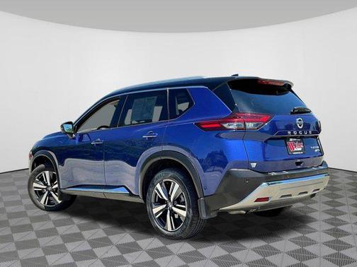 Caspian Blue Metallic/Super Black 2021 Nissan Rogue Platinum