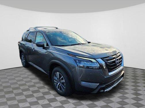 2025 Nissan Pathfinder SL 4WD