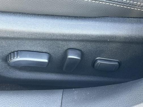 2025 Nissan Altima SL FWD