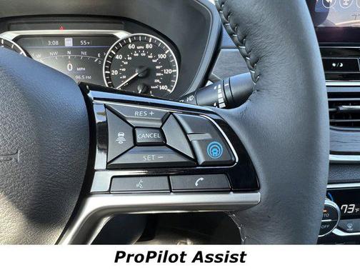 2025 Nissan Altima SL FWD