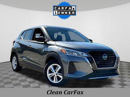 Gun Metallic 2025 Nissan Kicks S