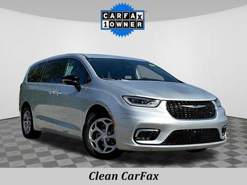 Silver Mist Clearcoat 2024 Chrysler Pacifica Limited