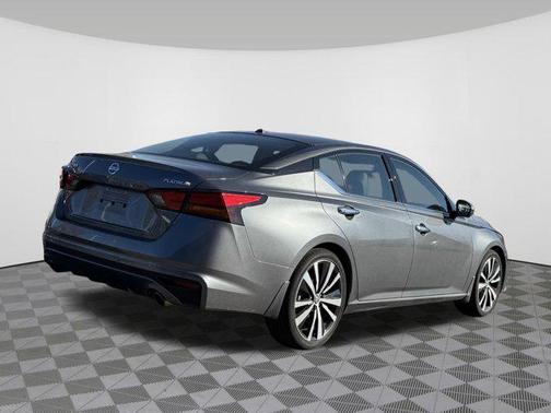 2019 Nissan Altima 2.5 Platinum