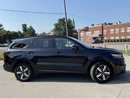 2023 Kia Sorento S