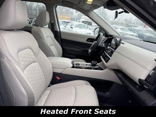 2025 Nissan Pathfinder SV 4WD