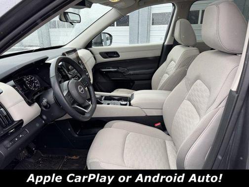 2025 Nissan Pathfinder SV 4WD