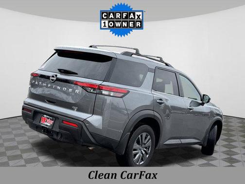 2025 Nissan Pathfinder SV 4WD