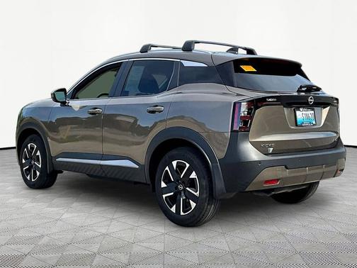 Canyon Bronze Metallic 2025 Nissan Kicks SV