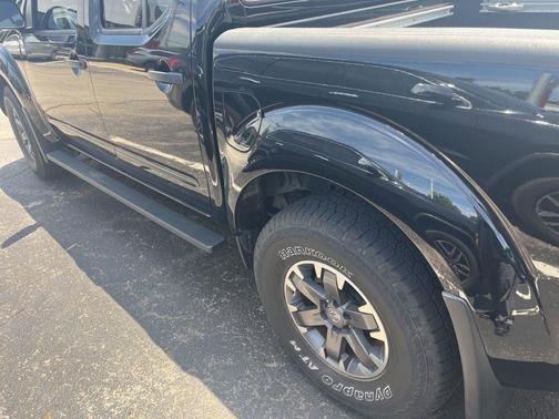 Magnetic Black Pearl 2019 Nissan Frontier PRO-4X