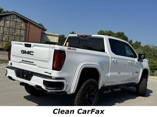 2023 GMC Sierra 1500 AT4