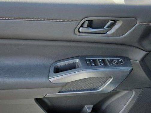 2025 Nissan Pathfinder Rock Creek 4WD