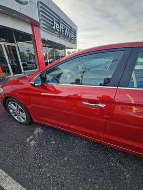 2017 Hyundai ELANTRA Limited