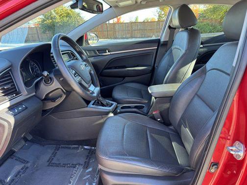 2017 Hyundai ELANTRA Limited