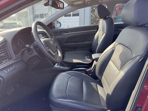 2017 Hyundai ELANTRA Limited