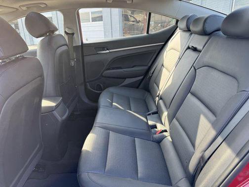 2017 Hyundai ELANTRA Limited