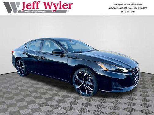 2025 Nissan Altima SR FWD