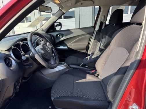2016 Nissan Juke S